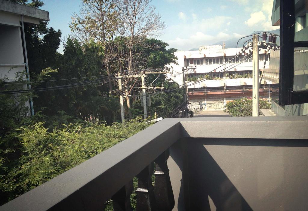 نزل شيانغ مايفي Rockpresso House المظهر الخارجي الصورة